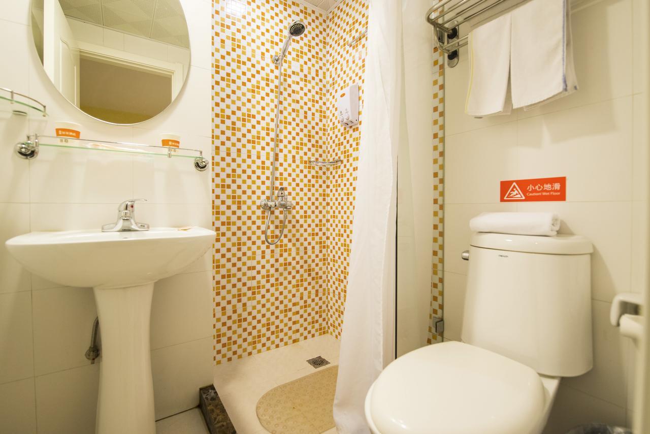 Home Inn Tianjin Weijin Road Tianjin University Экстерьер фото